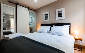 Monreal Boutique Townhouse - R024Rm3